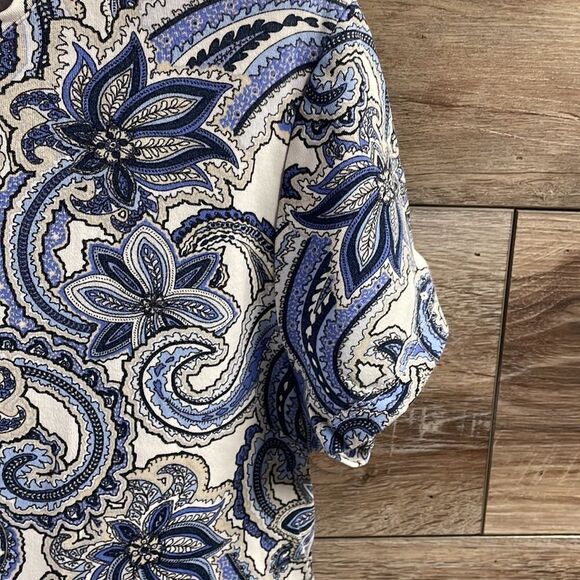 Croft&Barrow Ladies Paisley Short Sleeve Scoop Neck Blue White Size Large - Picture 4 of 7